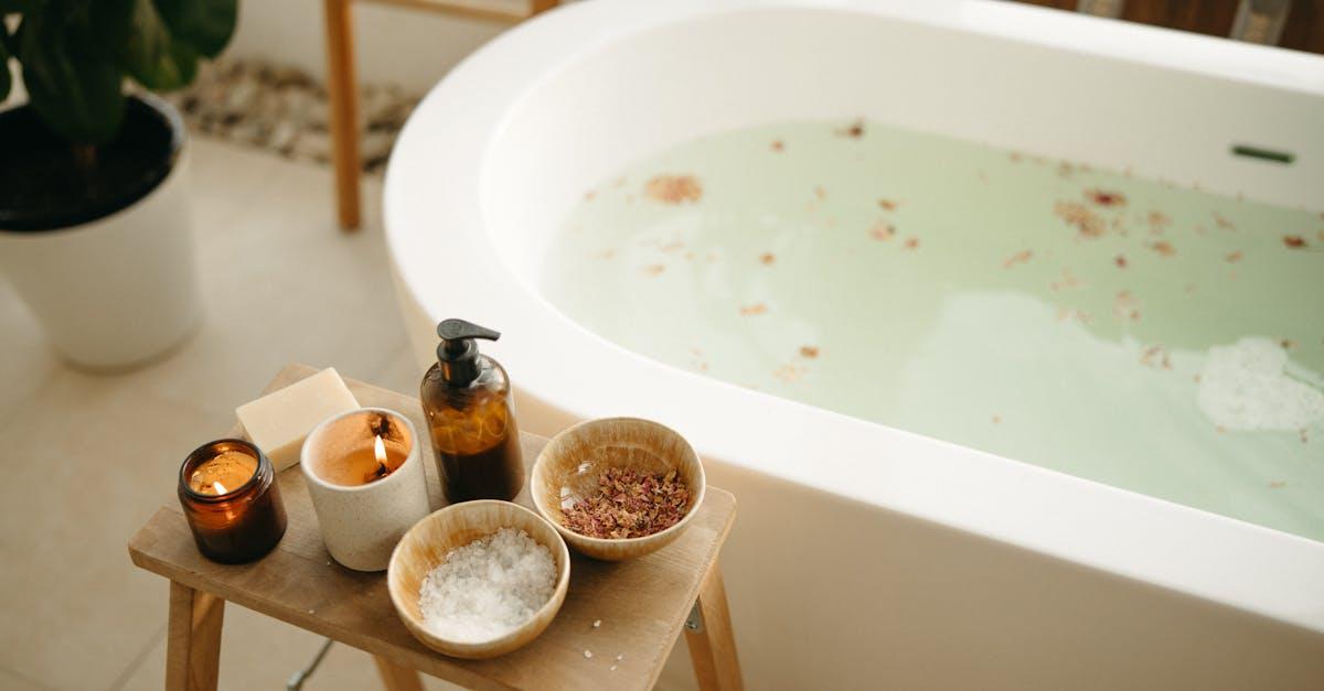 Zamień łazienkę w domowe SPA: sól kąpielowa krok po kroku dla głębokiego relaksu