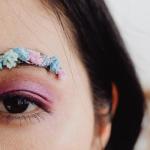 Szczoteczka w dłoń: szybki przewodnik po stylizacji laminowanych brwi