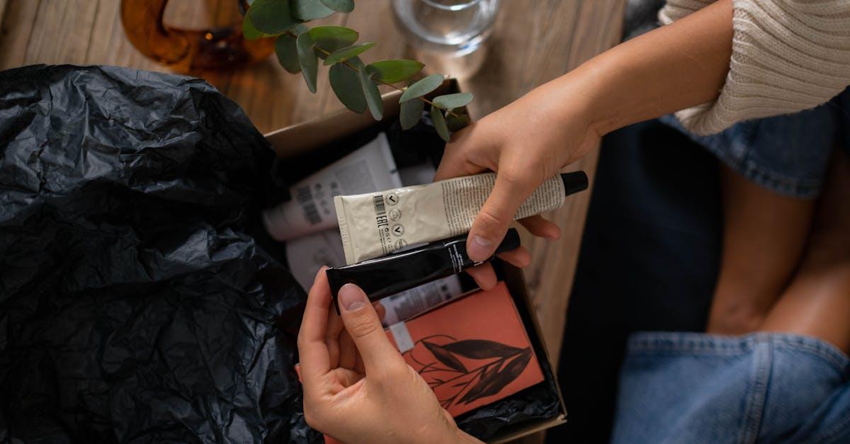 Luksus w słoiczku: kremy z ekstraktem z kawioru premium dla widocznie młodszej skóry