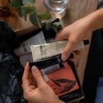 Luksus w słoiczku: kremy z ekstraktem z kawioru premium dla widocznie młodszej skóry