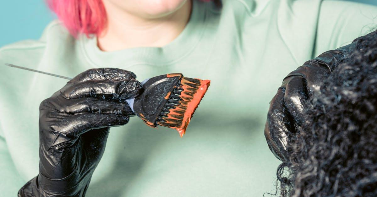 Kolor prosto z natury: odkryj moc indyjskich ziół dla lśniących, zdrowych włosów